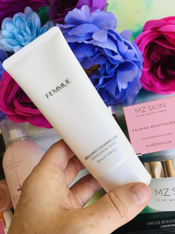 Femmue Brilliant Cleansing Gel Femmue Brilliant Cleansing Gel