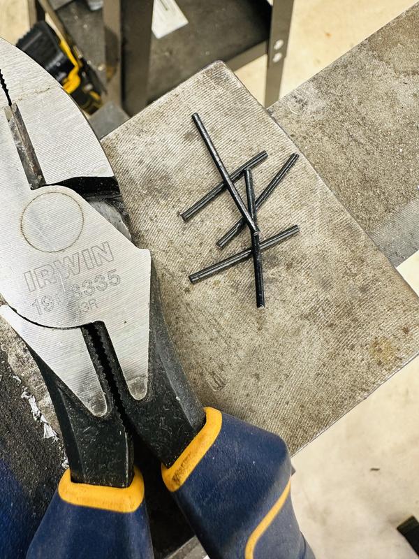 Irwin VISE-GRIP Lineman's Pliers, 9.5 Inch - Laser Heat-Treated Cutting Edge - View #5