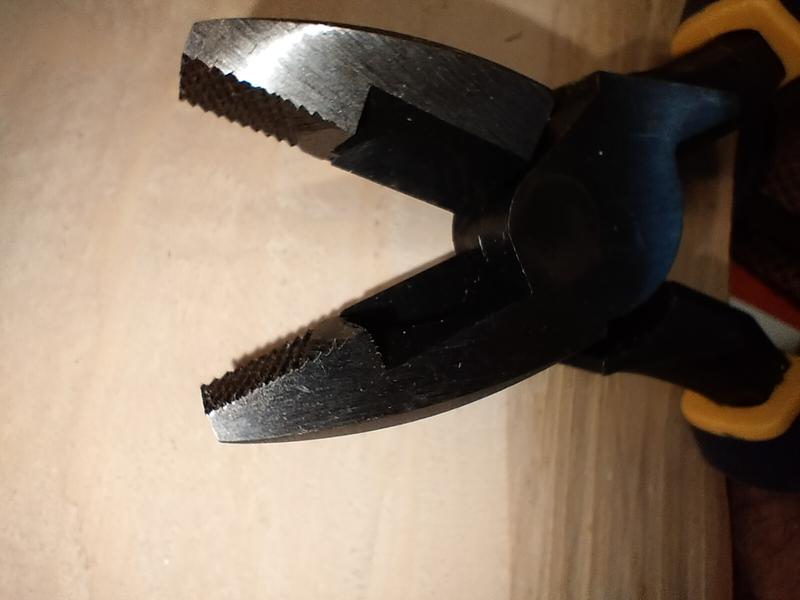 Irwin VISE-GRIP Lineman's Pliers, 9.5 Inch - Laser Heat-Treated Cutting Edge - View #9