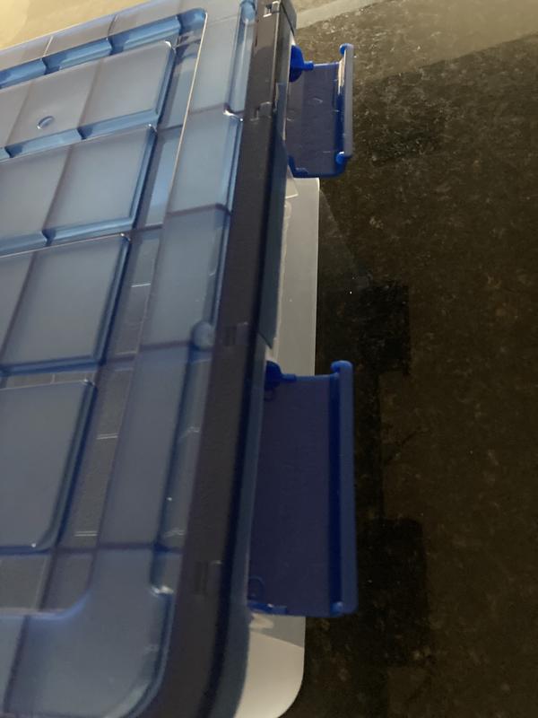 Two latch closures on each side.