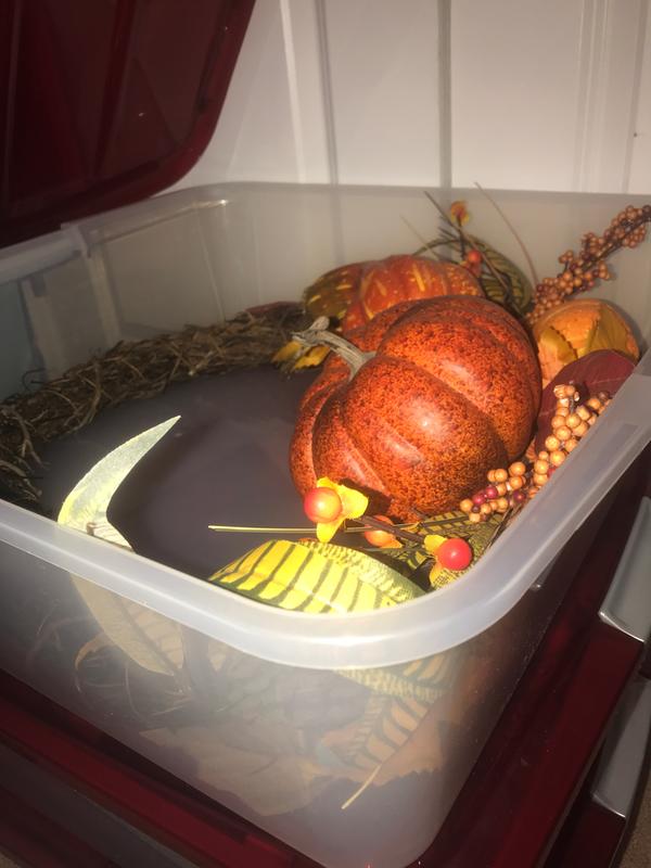 Deep containers for wreaths with large decorations