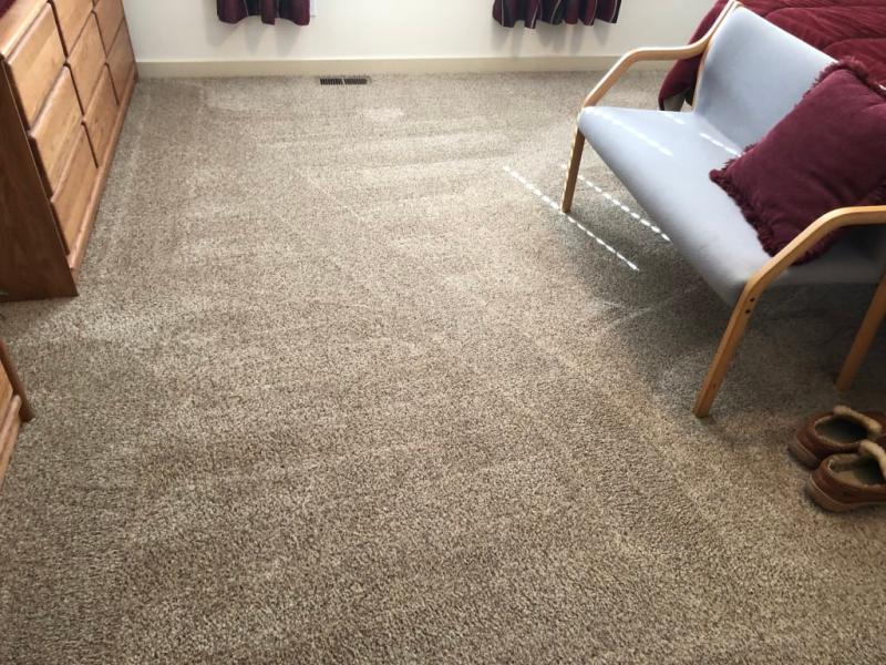 I also really like the way Robbie cleans along the edges!!