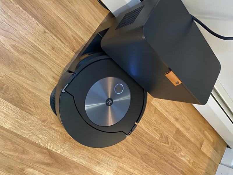 Our new J7+ with mop