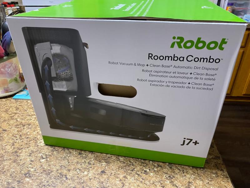  iRobot® Robot aspirador y trapeador Roomba Combo™ j9+