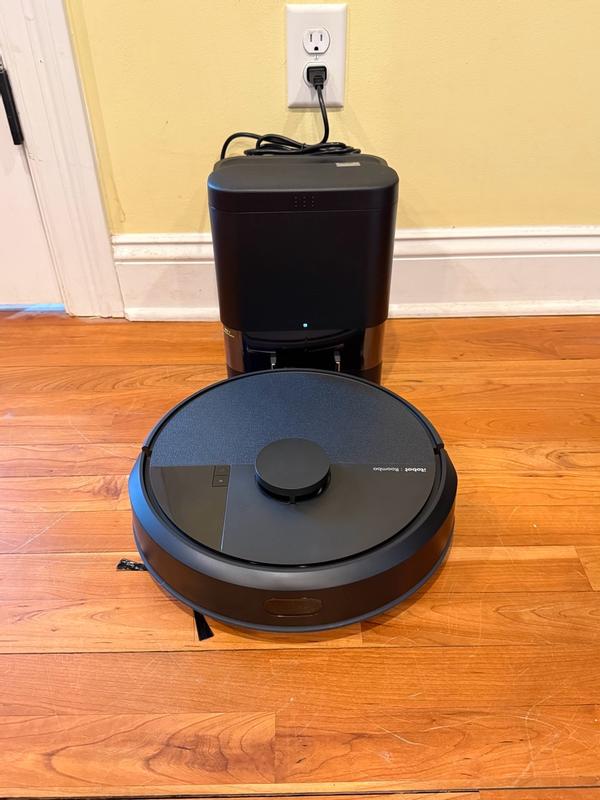 iRobot Roomba 105 Vac 13.2 in. Robotic Vacuum with Smart