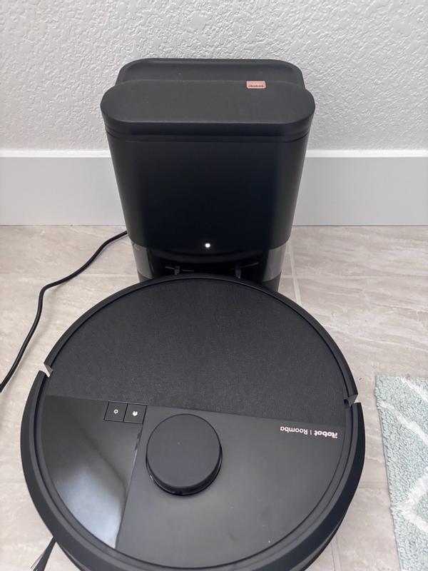 iRobot Roomba Max 705 Robot Vac + AutoEmpty dock - QVC.com