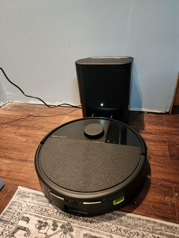 iRobot Roomba Max 705 14 in. Robotic Vacuum with Smart Navigation