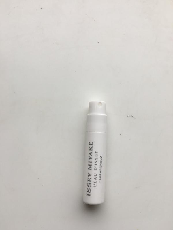 L’Eau d’Issey Eau & Magnolia Eau de Toilette Intense 0.8ml