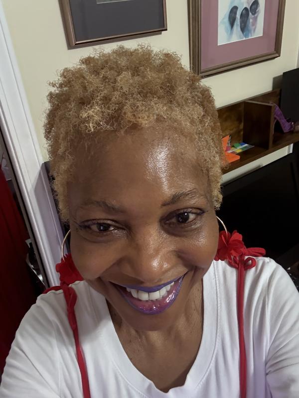 Glowing on about my business!😝🥰