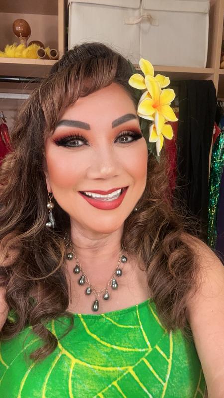 Post Showtime… and make up is STILL set even in Hawaii’s high heat and Humidity.