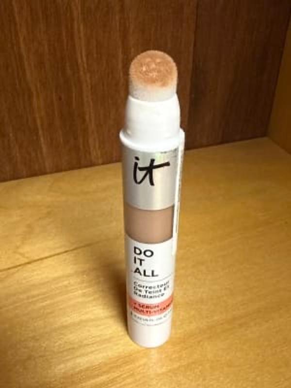 Customer carousel item 9.