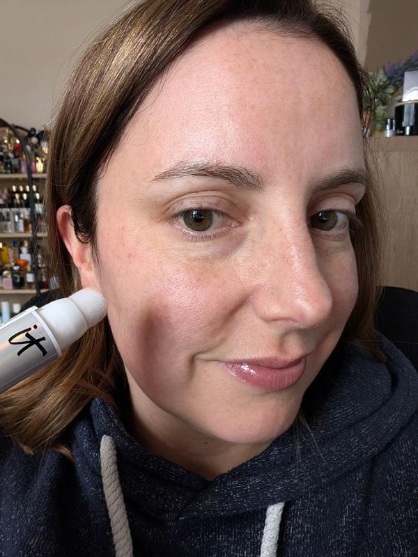 Customer carousel item 11.