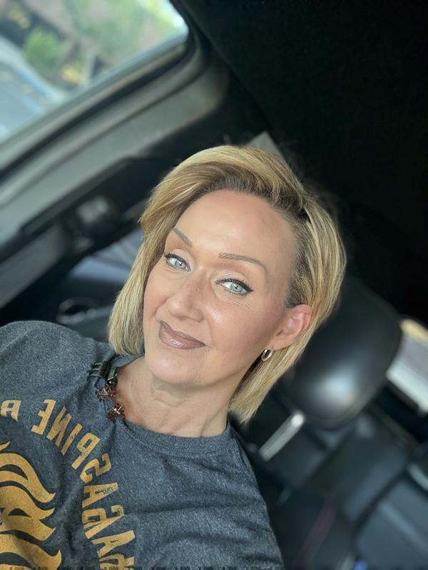 Customer carousel item 5.