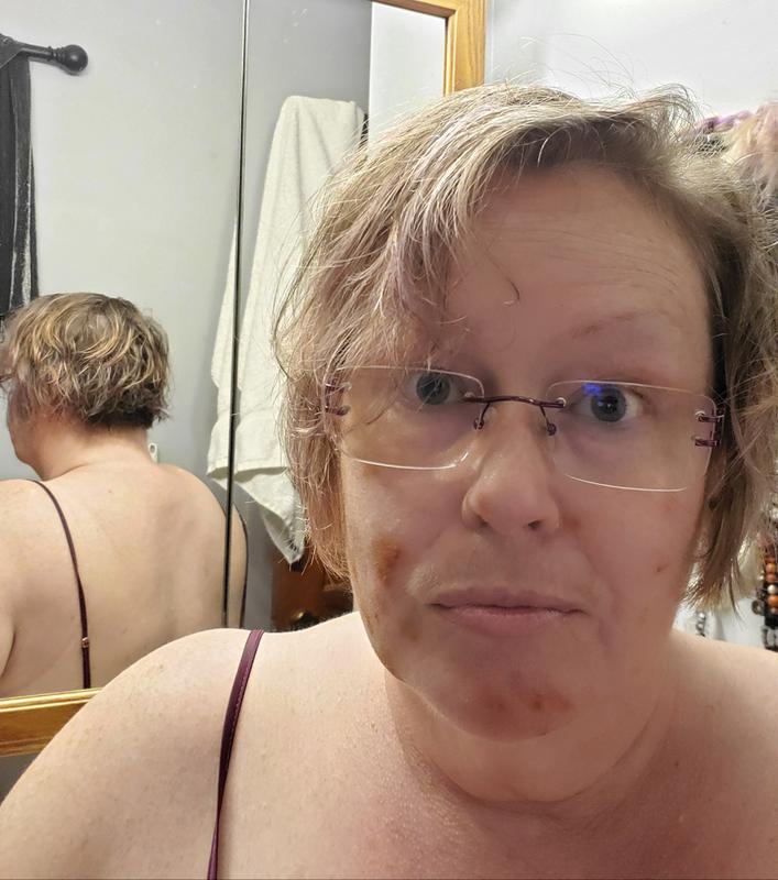 Shade light oxidizes to opal Loompa Orange