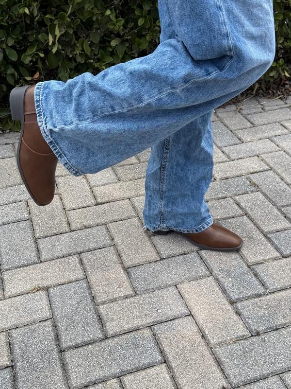 Customer photo for "A great addition to any outfit"