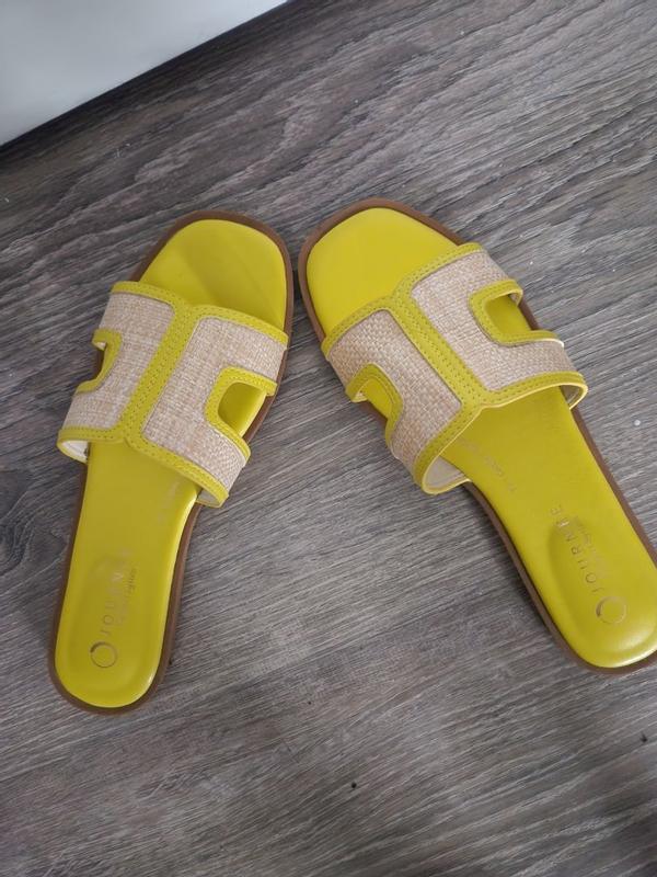 Review Thumbnail Image 0 383488778