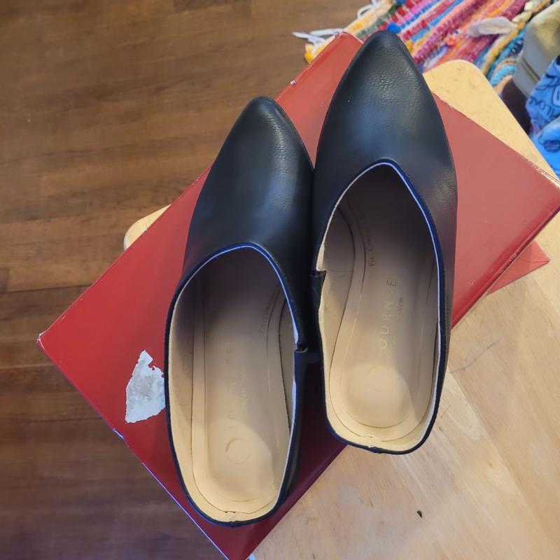 Review Thumbnail Image 1 379381156