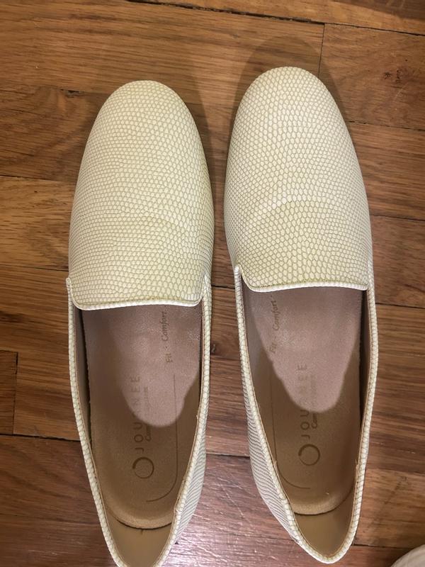 Review Thumbnail Image 1 378697572