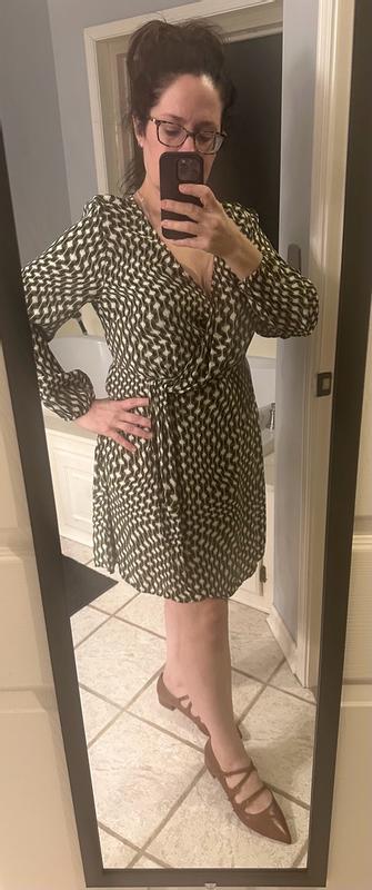 Review Thumbnail Image 2 379845920