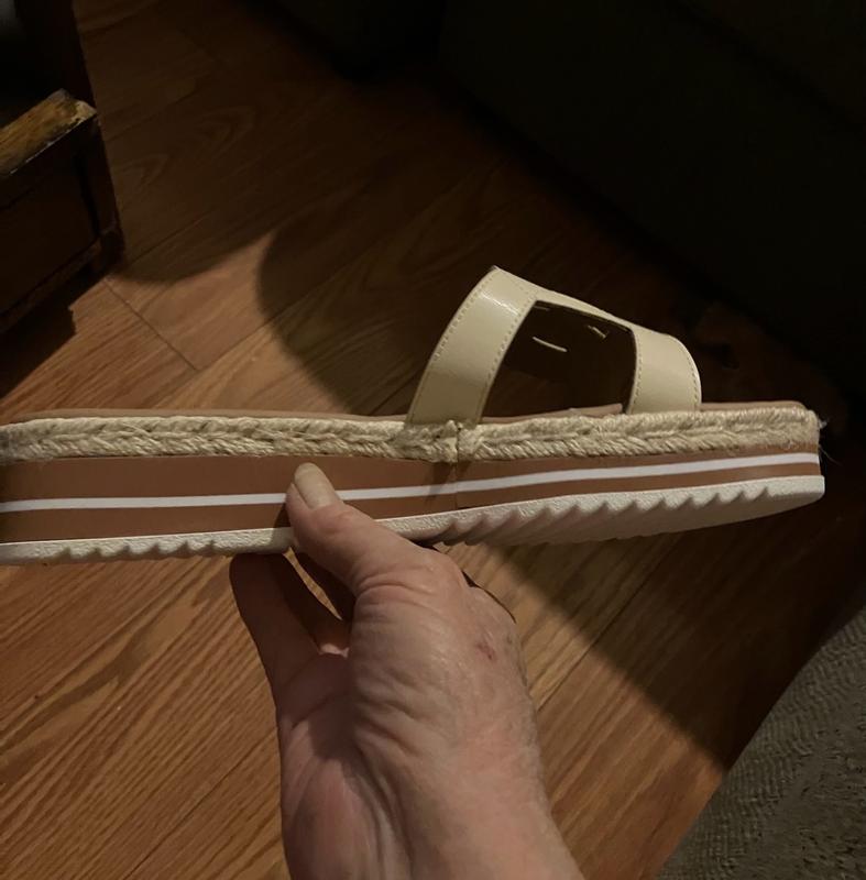Review Thumbnail Image 2 383313624