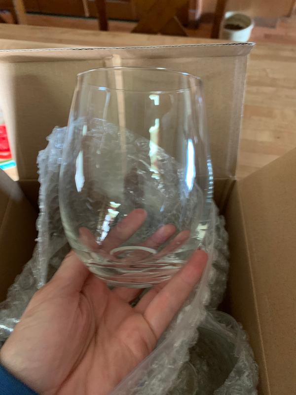 Easy to hold and extremely sturdy