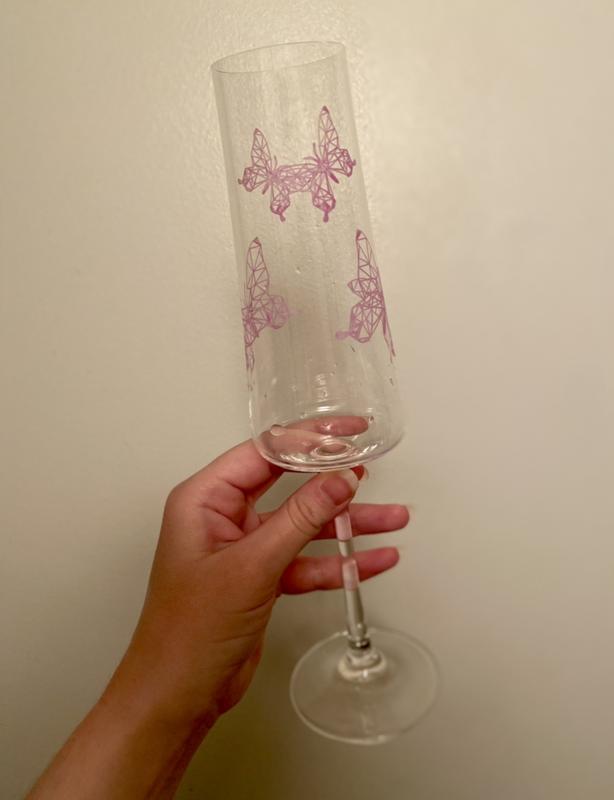 JoyJolt Meadow Butterfly 10 oz. Crystal Stemmed Champagne Flute