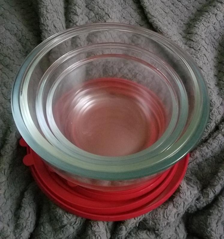 JoyFul 4 Large Glass Mixing Bowls With Lids