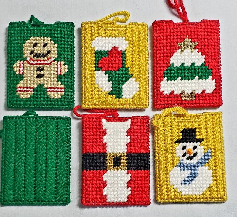 FREEBLOSS 10 Set Christmas Plastic Canvas Cross Stitch Kits with 8 Colors  Yarn Plastic Canvas Kit Instruction of 10 Different Patterns Plastic Mesh