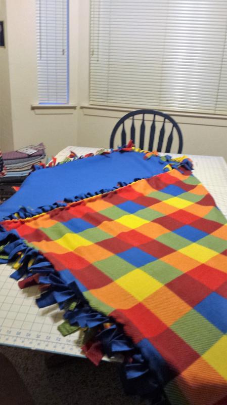 How to Make a No Sew Fleece Tie Blanket the Ultimate DIY Guide ♥ Fleece Fun