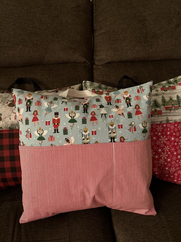 Joann Fabrics Poly Fil Weather Soft Indoor & Outdoor Pillow Insert 18x18