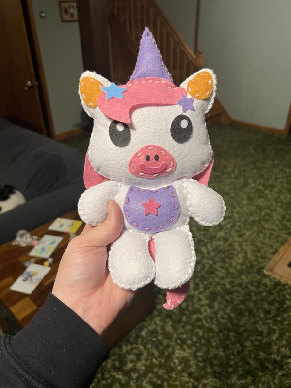 通販 送料無料  Colorbok 35pc JOANN | Kit Unicorn Softie Felt フェルト