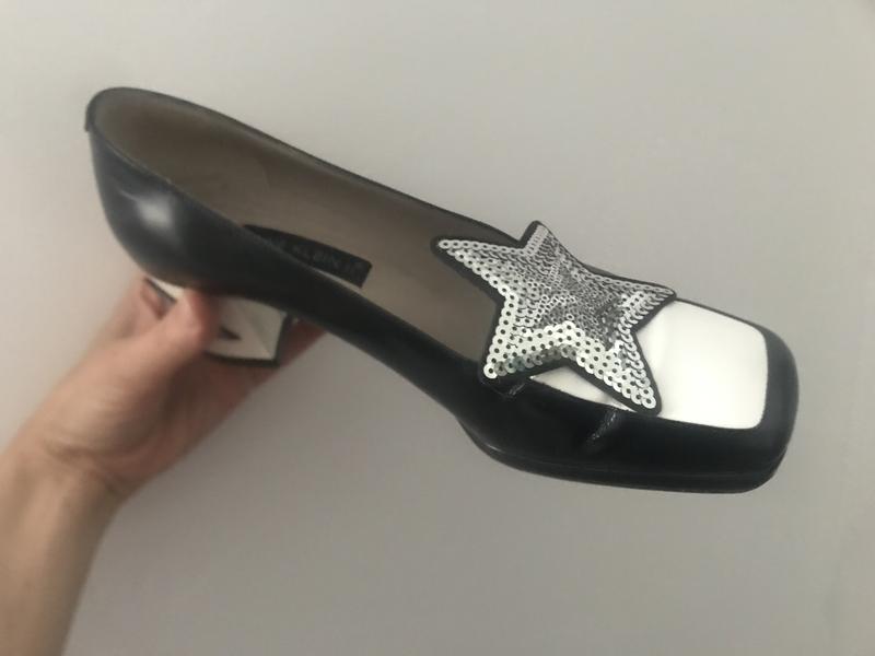 Shoe Goo Repair Adhesive Clear Fix Worn Shoes & Damaged Heels 5.3ml
