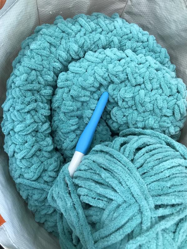 Clover Amour Crochet Hook Size P/Q/15mm – CraftOnline