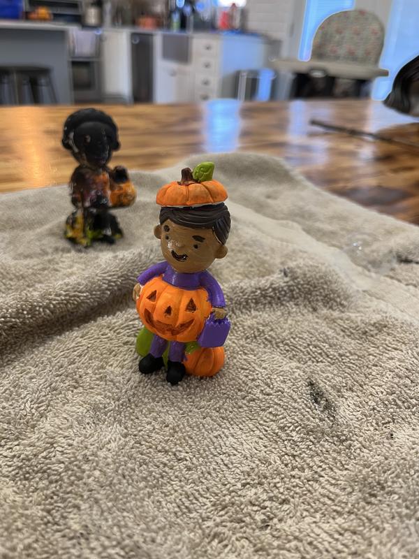 Paint-Your-Own Halloween Plaster Figurine Kit 6ct