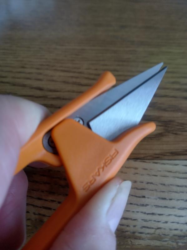 MJTrends: Fiskars: shortcut snips