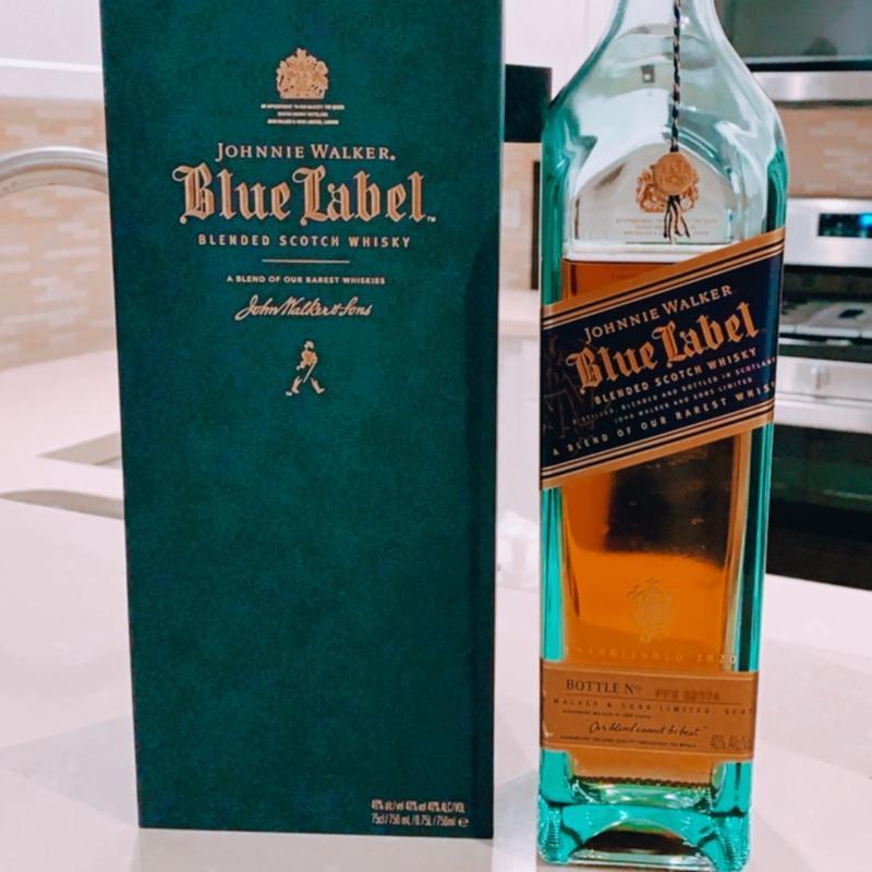 み*ぷ様 Johnnie Walker Blue Label 750ml Johnnie Walker Blue Label Blended Scotch Whisky 750ml