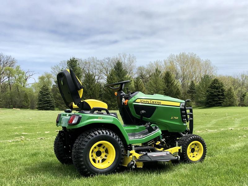 Ratings and Reviews for X758 Signature Series 4-Wheel Drive