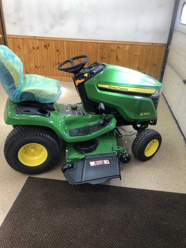 John deere 380 lawn mower hot sale