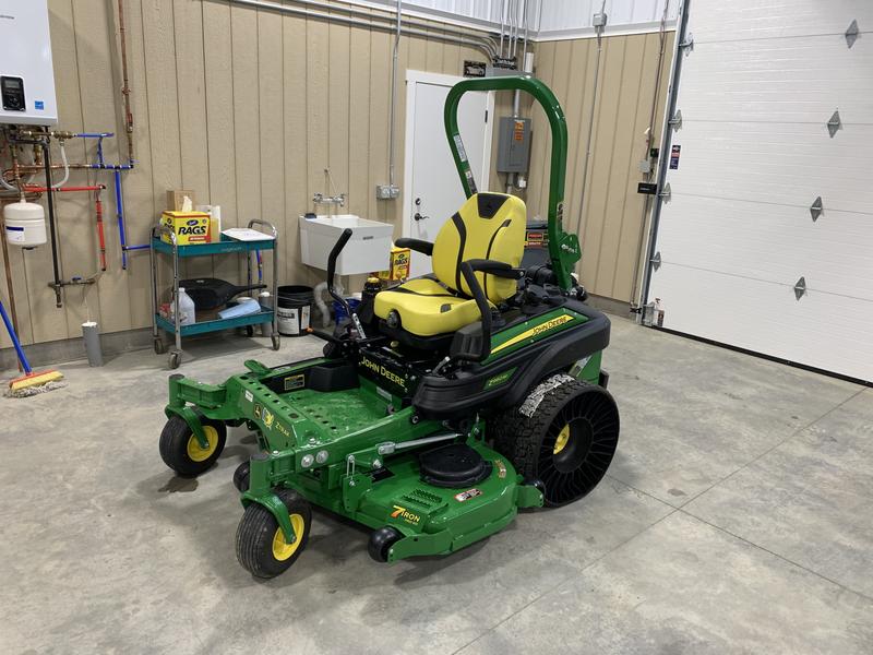 John deere 2025 960m zero turn