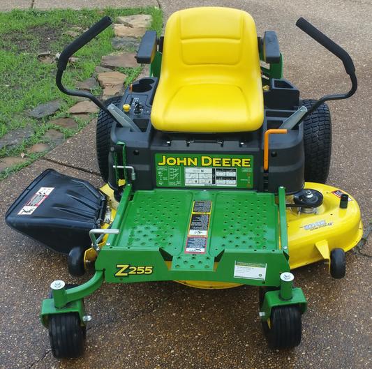 John Deere Z255 48 in 22 HP V twin Zero turn Lawn Mower in the Gas Riding Lawn Mowers department at Lowes