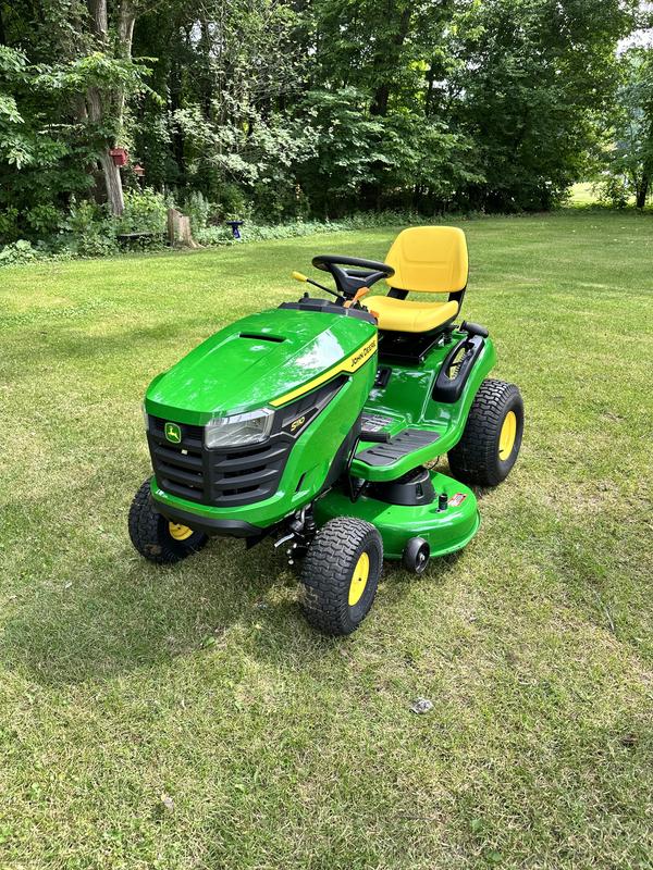 Best john deere discount riding lawn mower