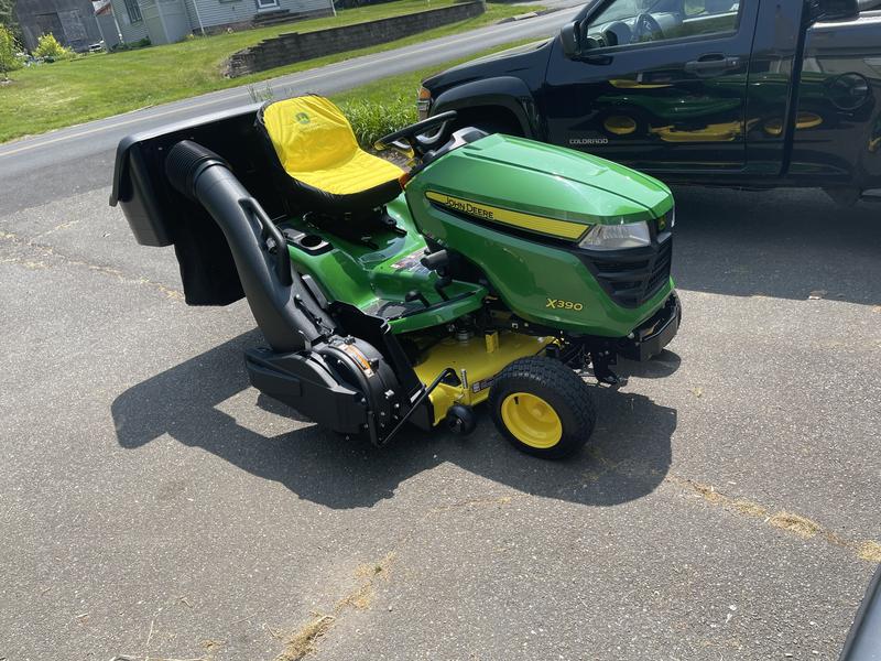 John deere x390 online lawn mower