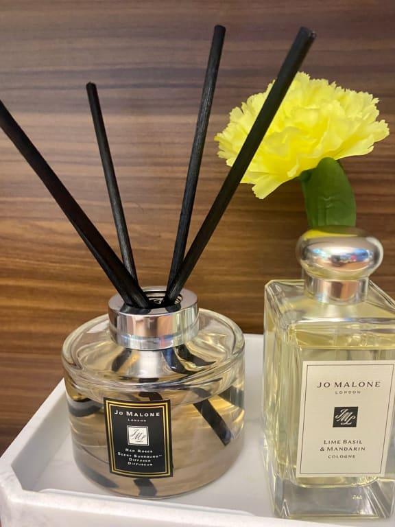 Jo Malone London Red Roses Scent Surround Diffuser – Jo
