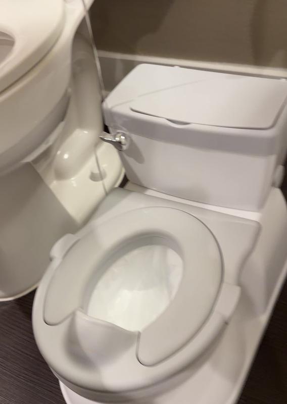 Customer carousel item 8.