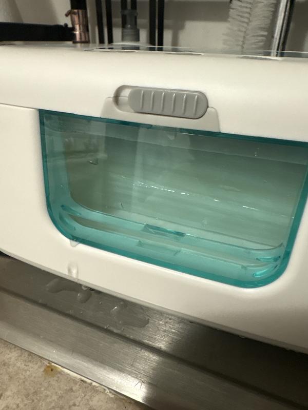 Drips constantly and this is after adjusting