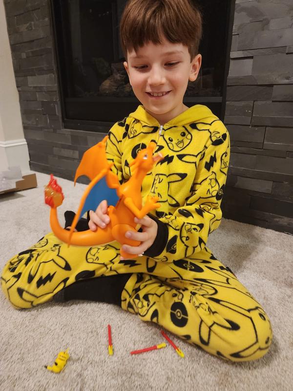 Shoots 3 bullets out