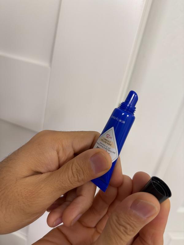 Customer photo for "Great lip balm"
