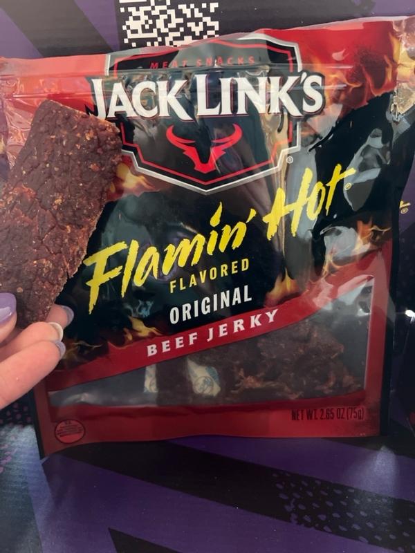 What Do Doritos Flamin' Hot Taste Like? They Have A Major Kick At The End