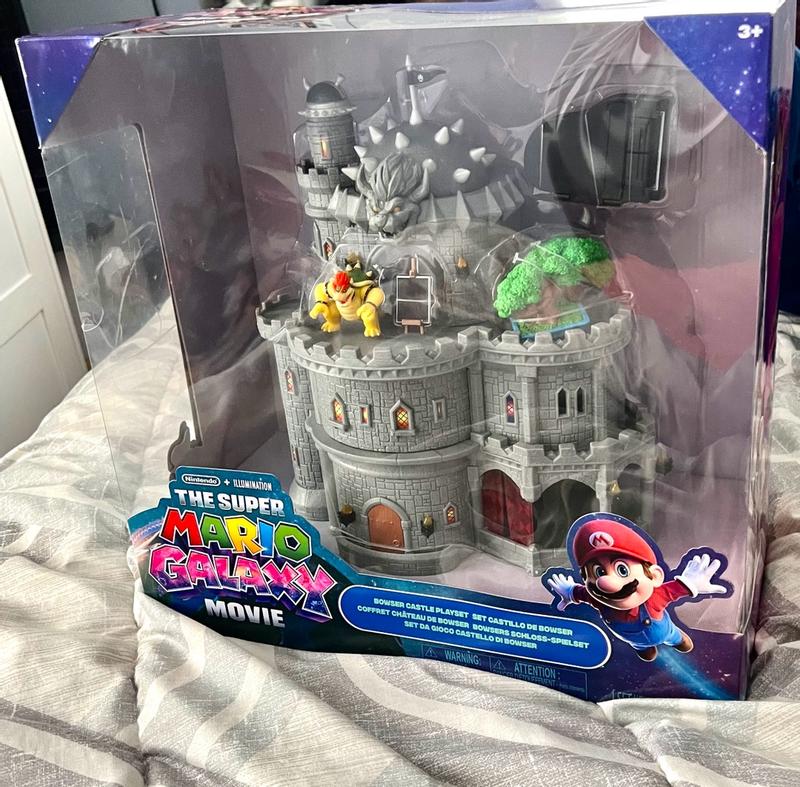 Customer carousel item 4.