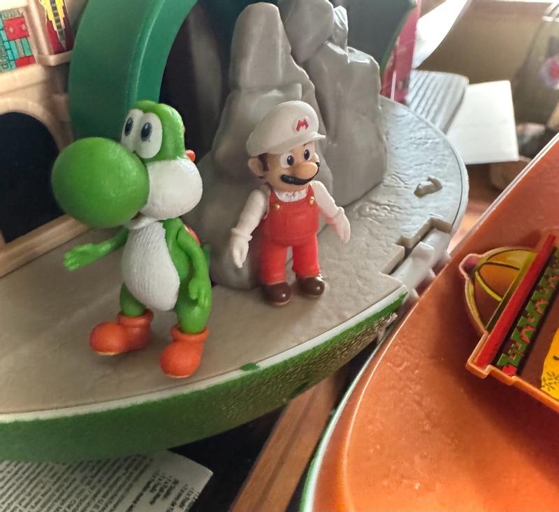 Customer carousel item 4.